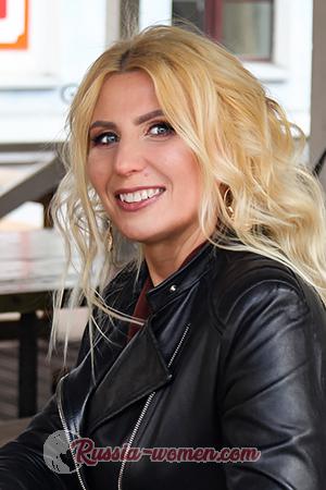 177294 - Yuliya Age: 56 - Russia