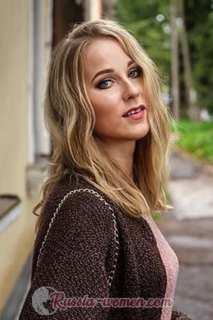 184365 - Tatiyana Age: 34 - Russia