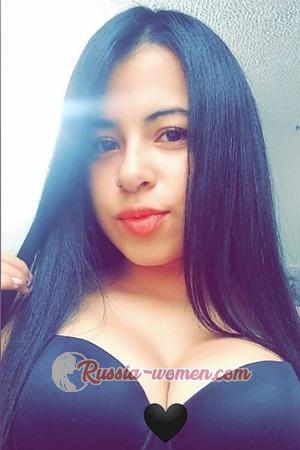 194494 - Laura Age: 25 - Colombia