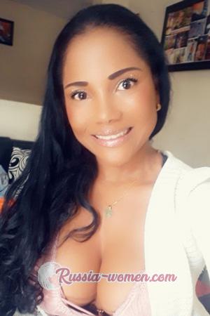 196678 - Yarleisy Age: 40 - Colombia