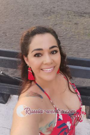 198143 - Gency Age: 41 - Costa Rica