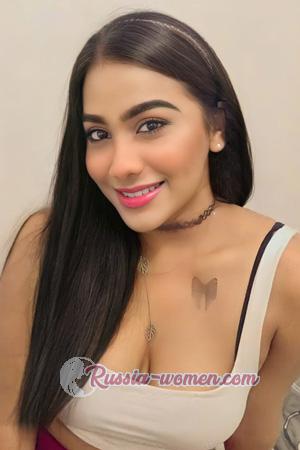 205708 - Julia Age: 28 - Colombia