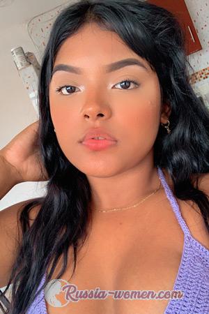 212007 - Maria Camila Age: 23 - Colombia