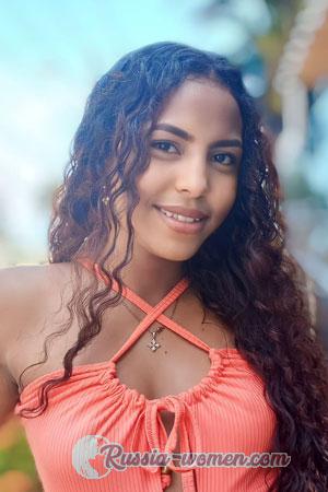 213877 - Martha Age: 22 - Colombia