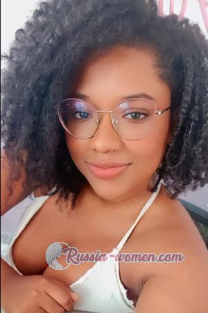 214161 - Laura Age: 28 - Colombia