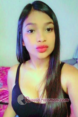 215128 - Paulina Age: 26 - Costa Rica