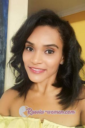 215144 - Yanaika Age: 34 - Colombia