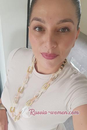 225118 - Evelyn Age: 39 - Costa Rica